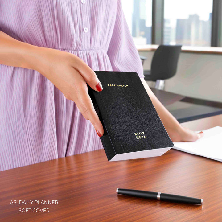 A6- 2026 - DAILY PLANNER  - 512 PAGES - SOFT COVER