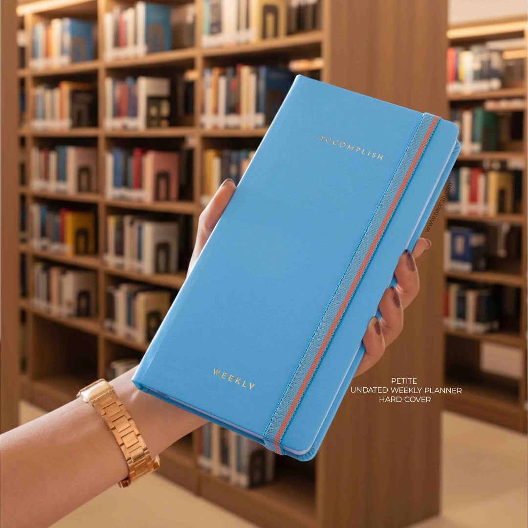 PETITE - UNDATED - WEEKLY PLANNER - HARD COVER