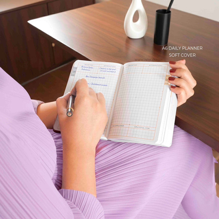 A6- 2026 - DAILY PLANNER  - 512 PAGES - SOFT COVER