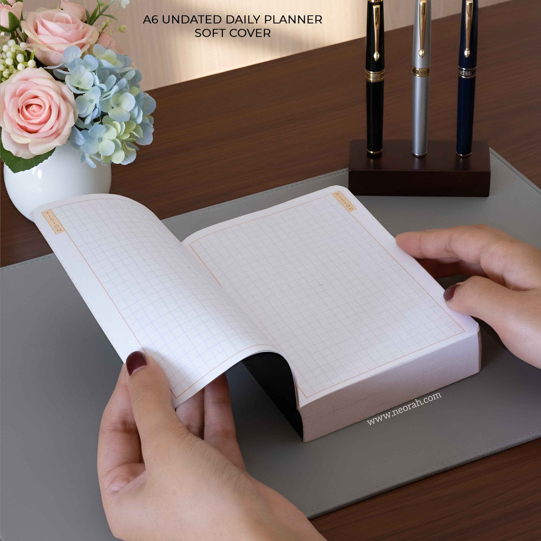 A6 - UNDATED - DAILY PLANNER - SOFT COVER
