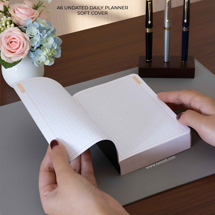 A6 - UNDATED - DAILY PLANNER - SOFT COVER