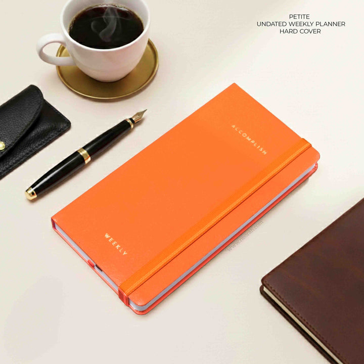PETITE - UNDATED - WEEKLY PLANNER - HARD COVER