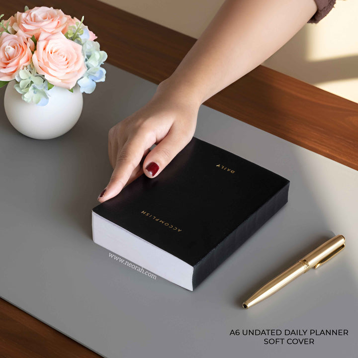 A6 - UNDATED - DAILY PLANNER - SOFT COVER