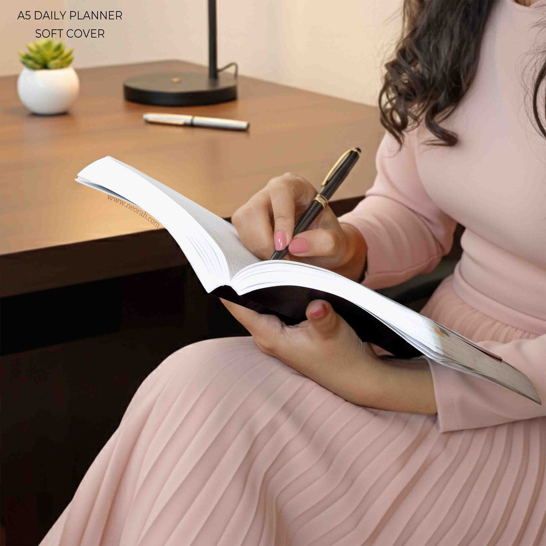 A5 - 2026 - DAILY PLANNER  - 512 PAGES - SOFT COVER