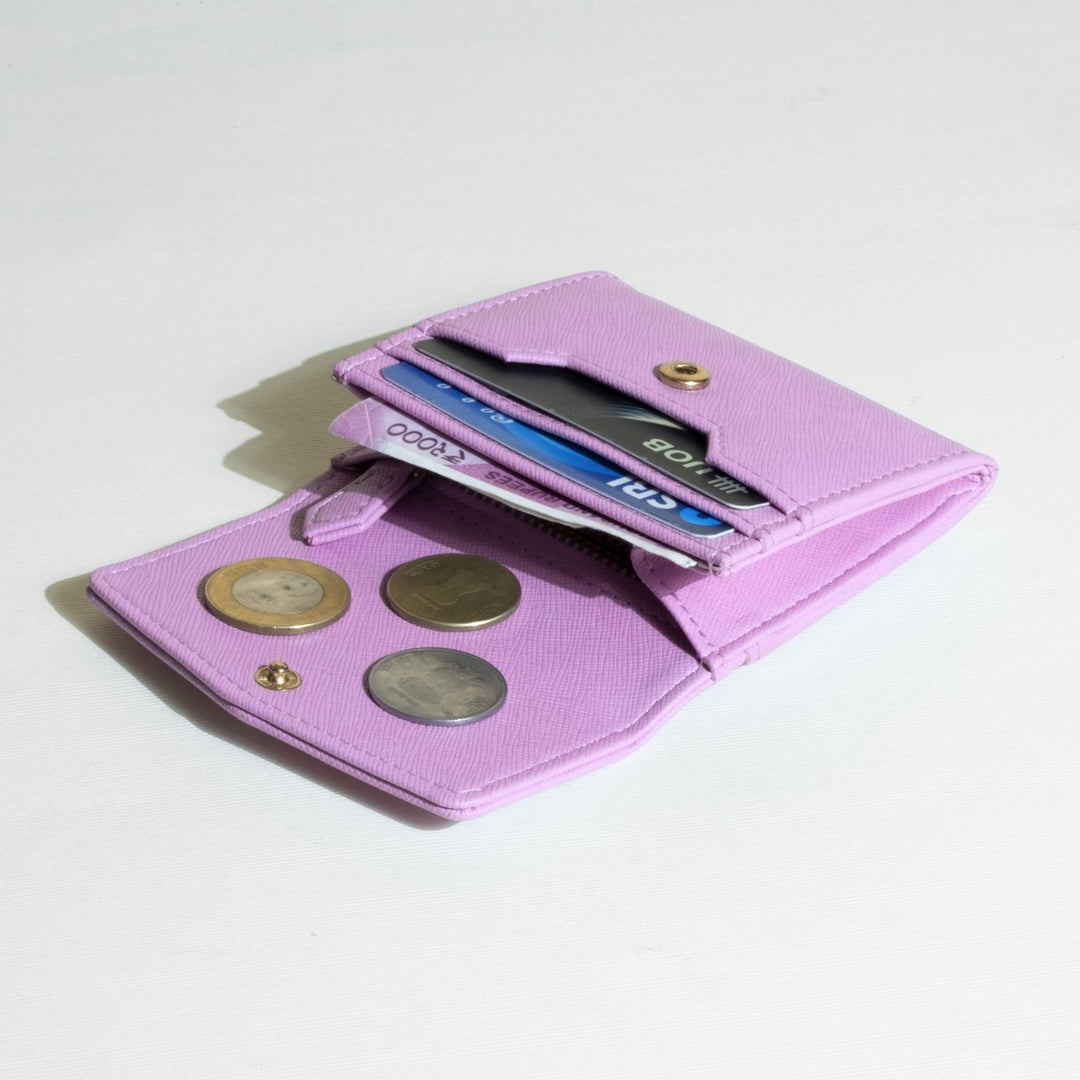 CARD WALLET WITH SNAP