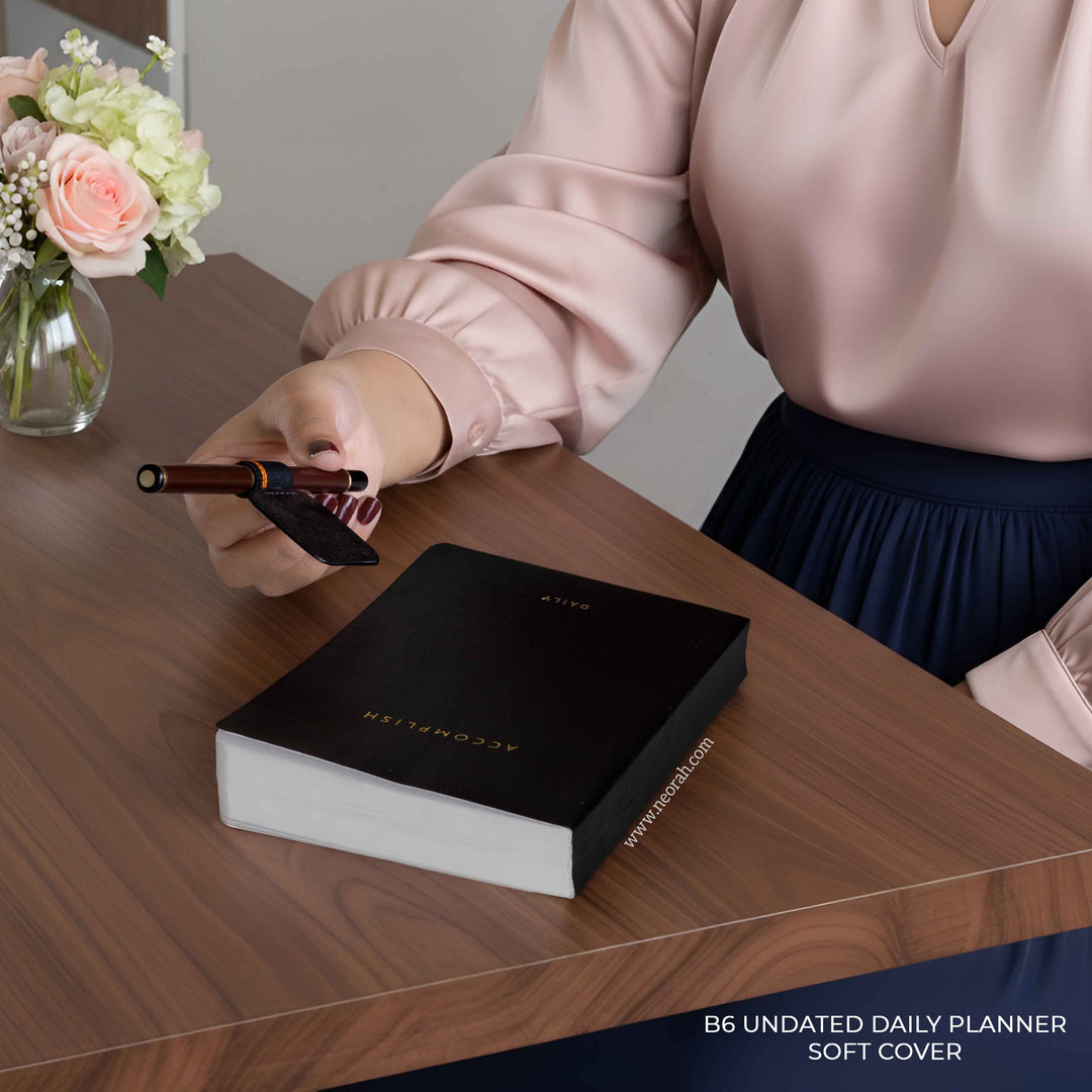 B6 - UNDATED - DAILY PLANNER - SOFT COVER