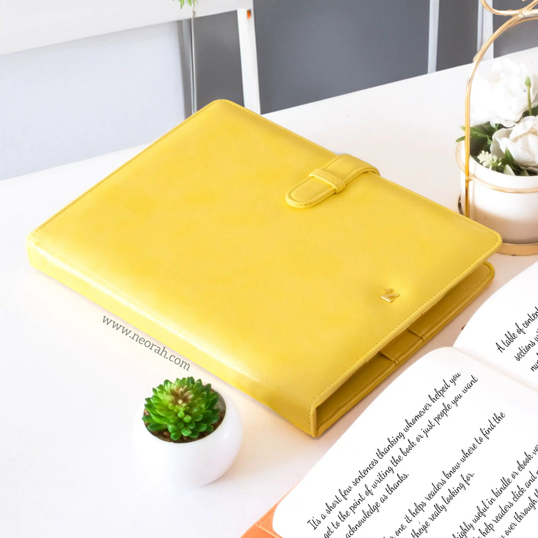 B5 - REFILLABLE ORGANISER SLEEVE WITH LOOP