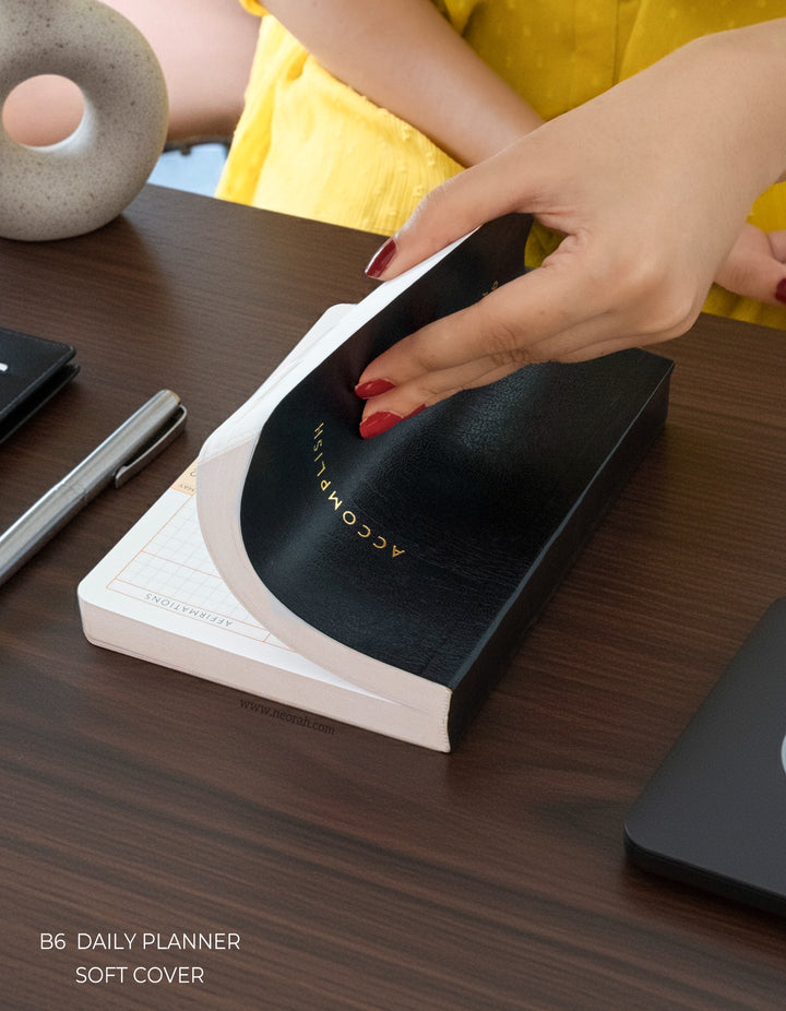 B6 - 2026 - DAILY PLANNER  - 512 PAGES - SOFT COVER