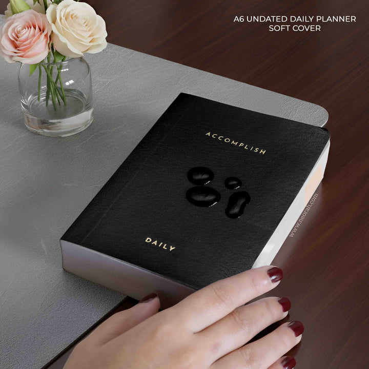 A6 - UNDATED - DAILY PLANNER - SOFT COVER