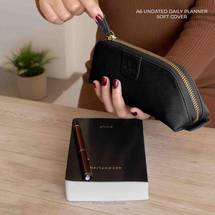 A6 - UNDATED - DAILY PLANNER - SOFT COVER