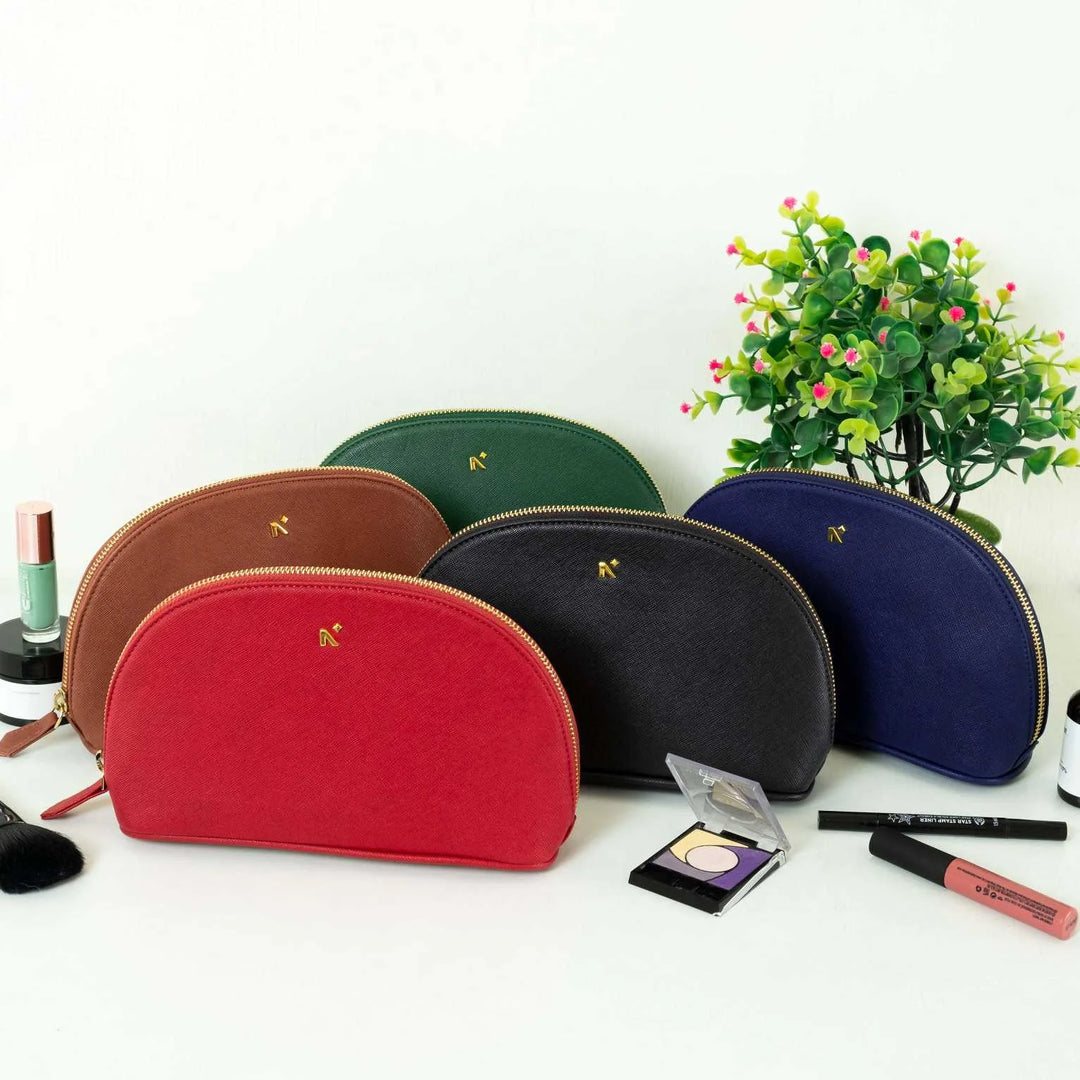 
Neorah small makeup pouch, Mini Designer makeup pouch, multifunctional designer makeup pouches, travel makeup pouch with place for makeup kit. #color_black