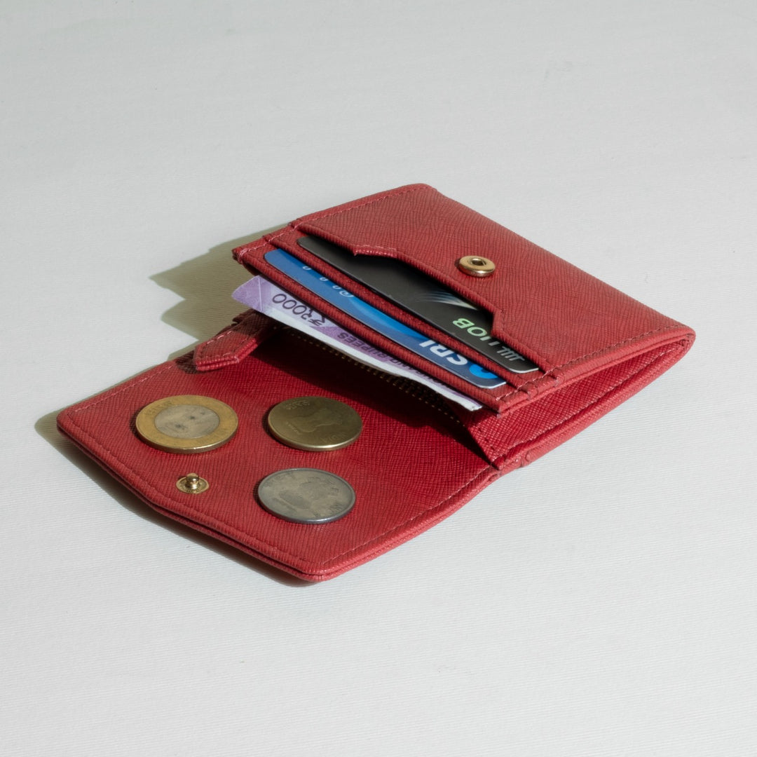 CARD WALLET WITH SNAP