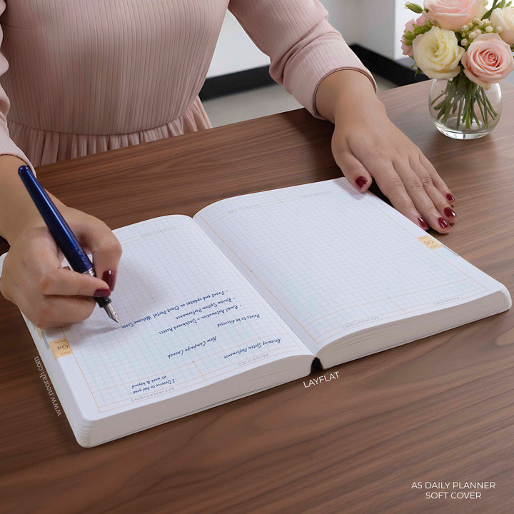 A5 - 2026 - DAILY PLANNER  - 512 PAGES - SOFT COVER