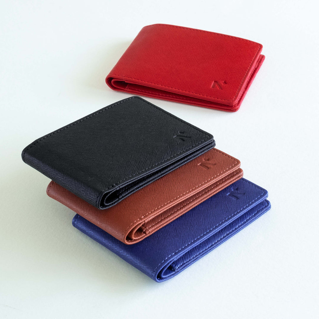  It is an absolutely essential wallet that comes in fine Earthy colours that suits your personality.#color_black