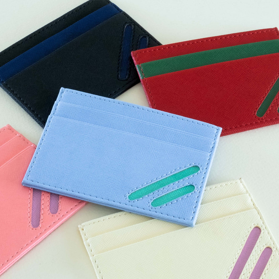 The inside of the Wallet is as important as the outside; hence we use top quality European Vegan Leather which is Soft to touch and Extremely Durable.#color_light-blue-with-teal