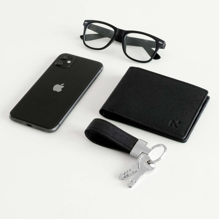 Card Holder by Atelier NEORAH comes in top finish giving it a look that will fit perfectly with any of your outfits whether party wear or regular wear#color_black